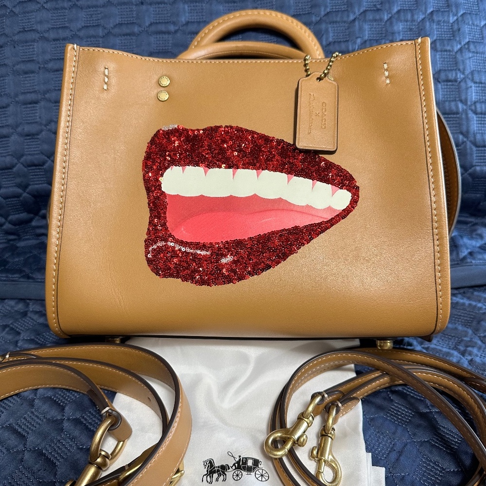 Coach Rogue 25 ❤️sale❤️with Tom Wesselmann lip motif